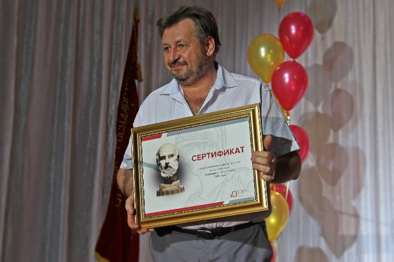 25 июня 2015 года состоялся торжественный выпуск студентов Медицинского института ПГУ по специальностям «Лечебное дело» и «Фармация»